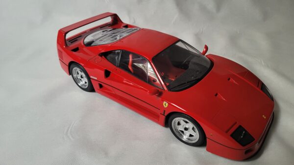 Ferrari F40 1987 - Norev 1:12 – Image 5
