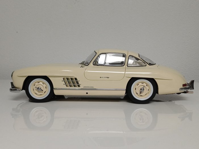 Mercedes Benz 300 SL Gullwing - 1954 – Image 4